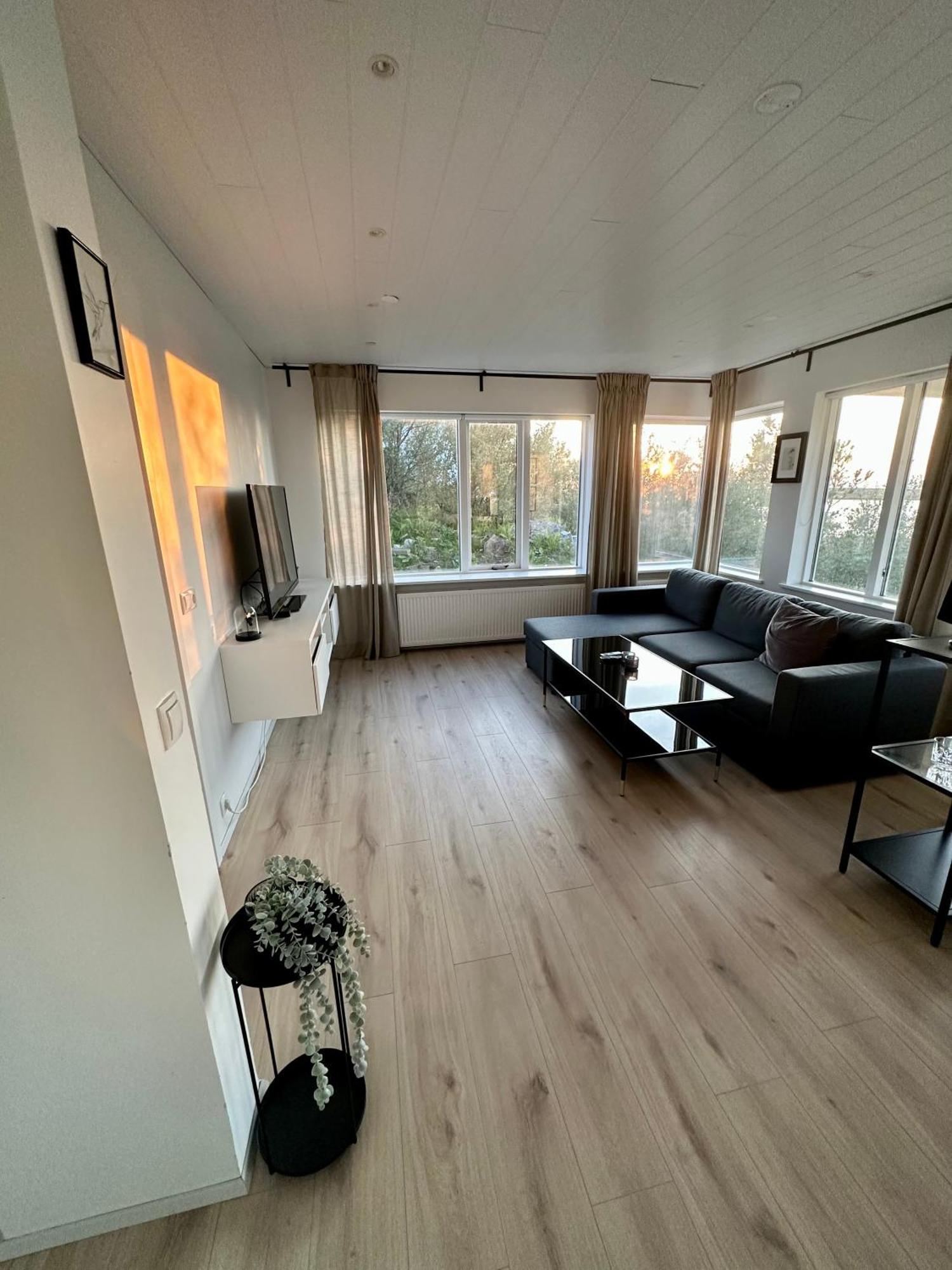 Charming 1-Bedroom Condo With Stunning View Reykjavík Eksteriør billede